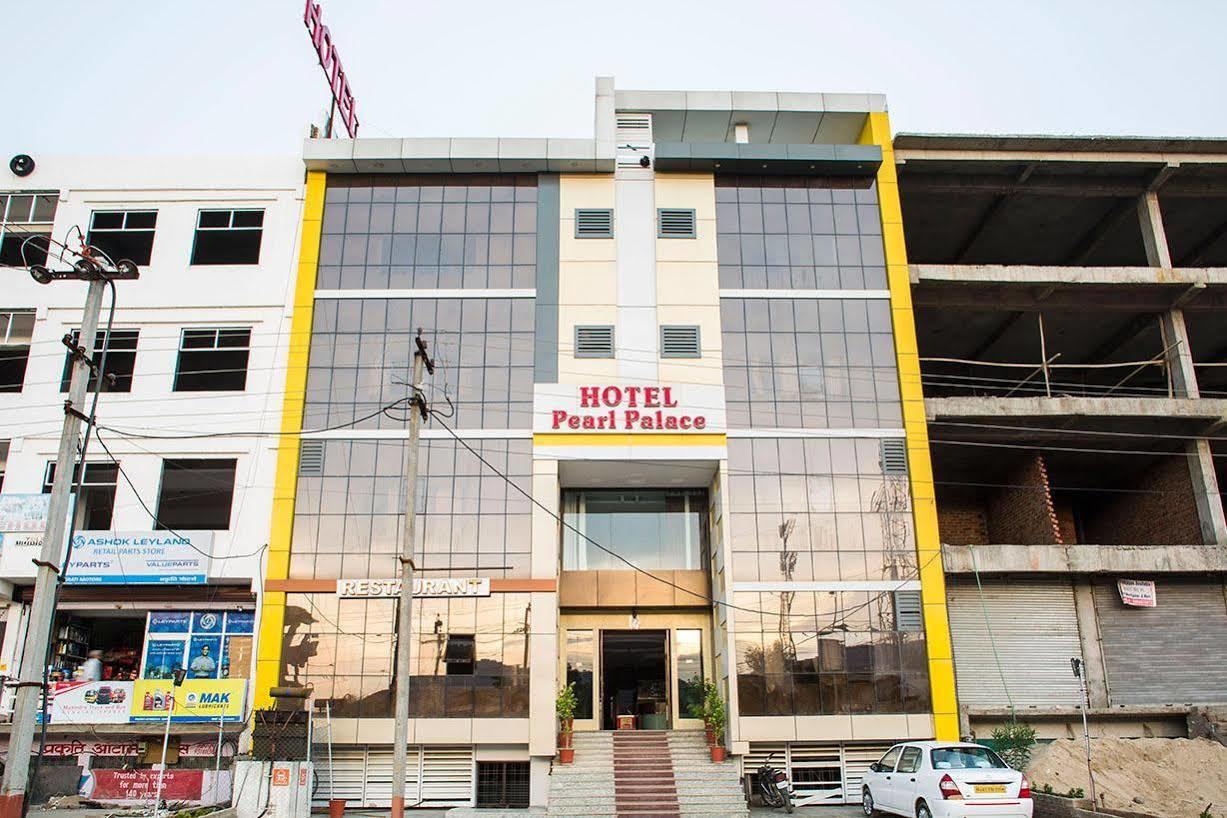 Hotel Pearl Palace 우다이푸르 외부 사진